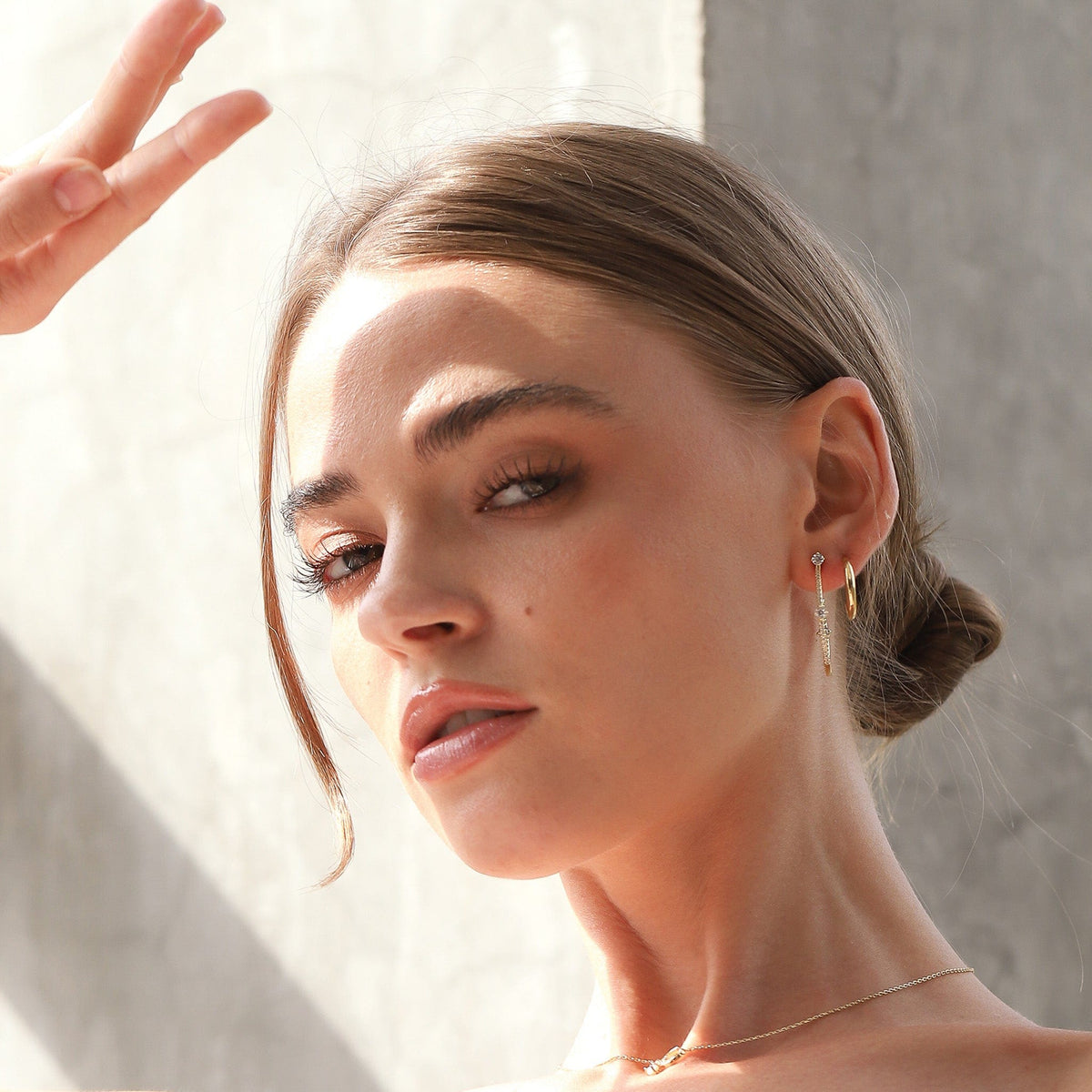 Gold Curved Graduated Hoops
