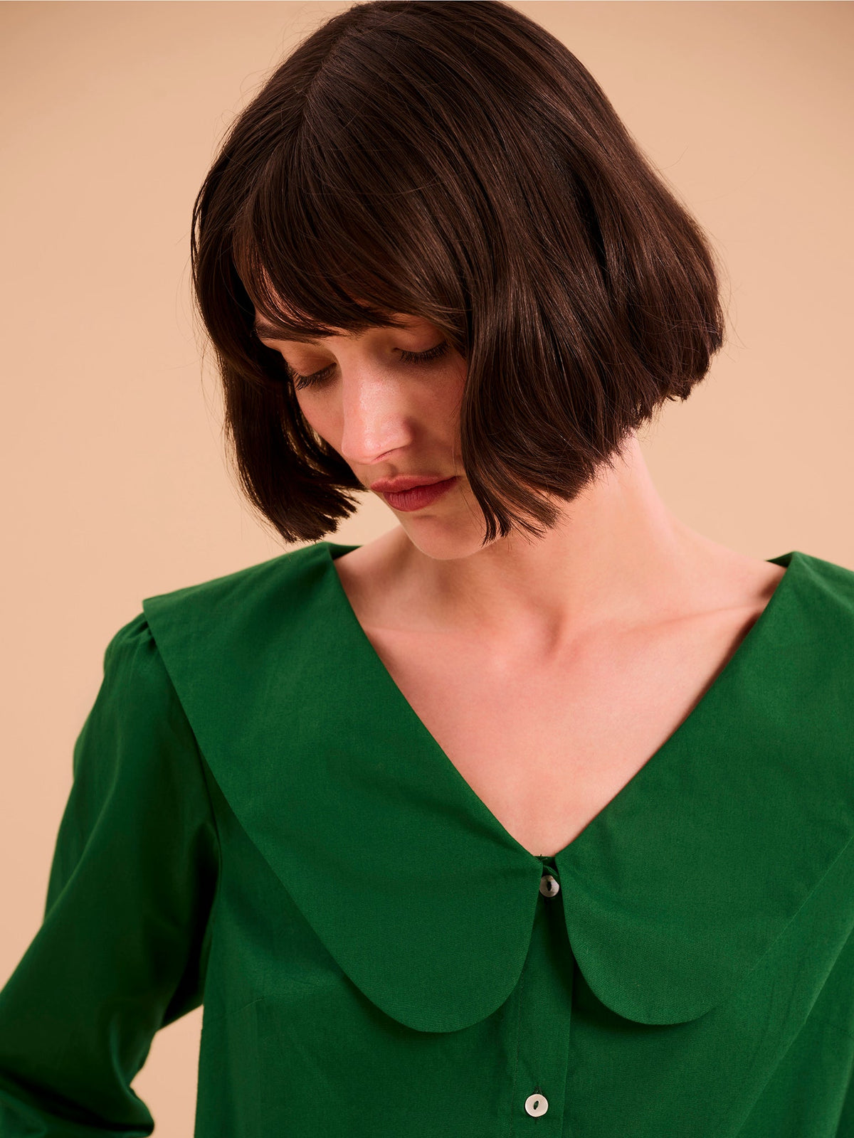Caitlin Oversized Collar Blouse in Green