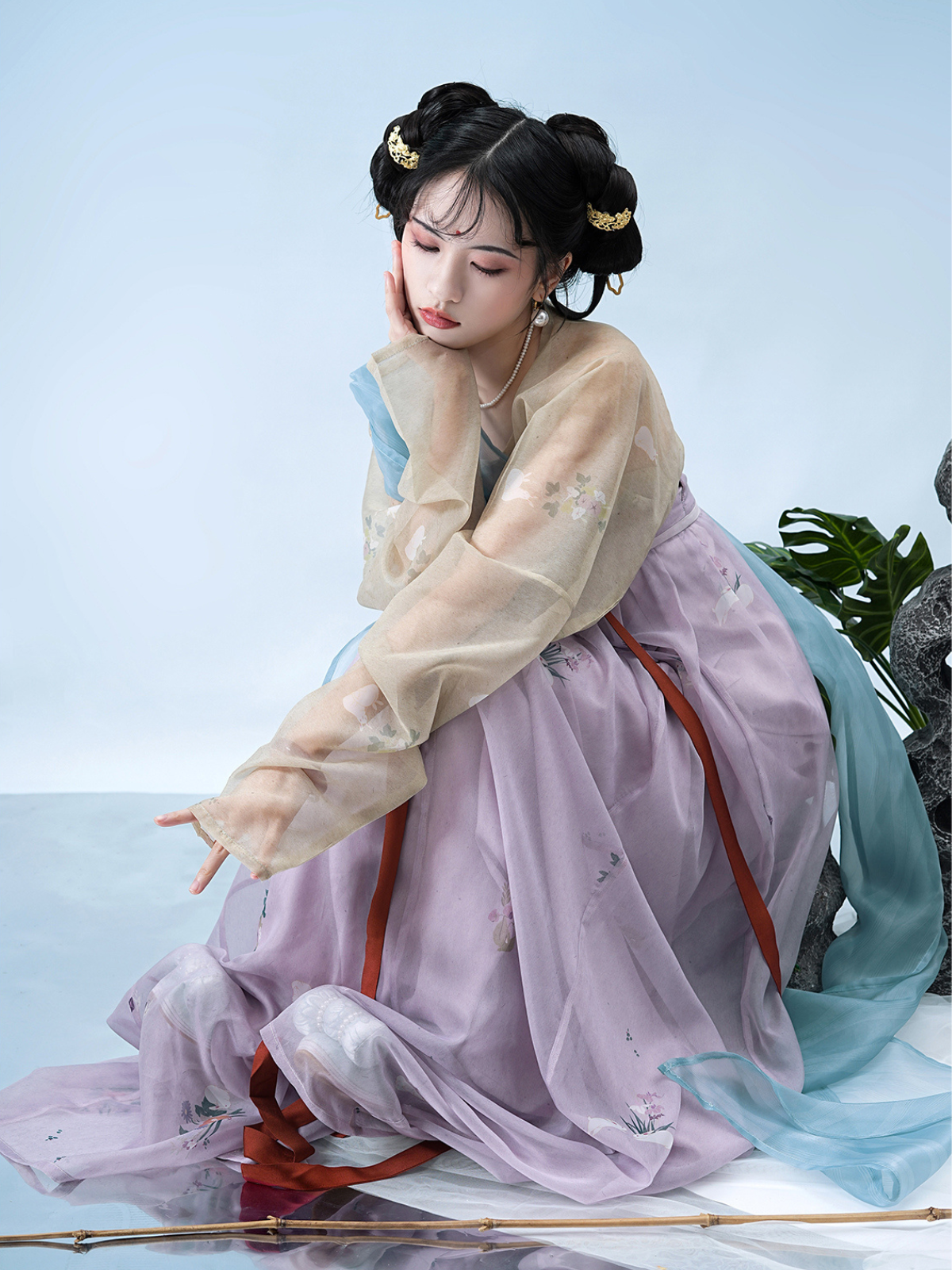 Tutu 兔兔 Rabbit Rabbit Early Tang Round Collar Qixiong Ruqun Set