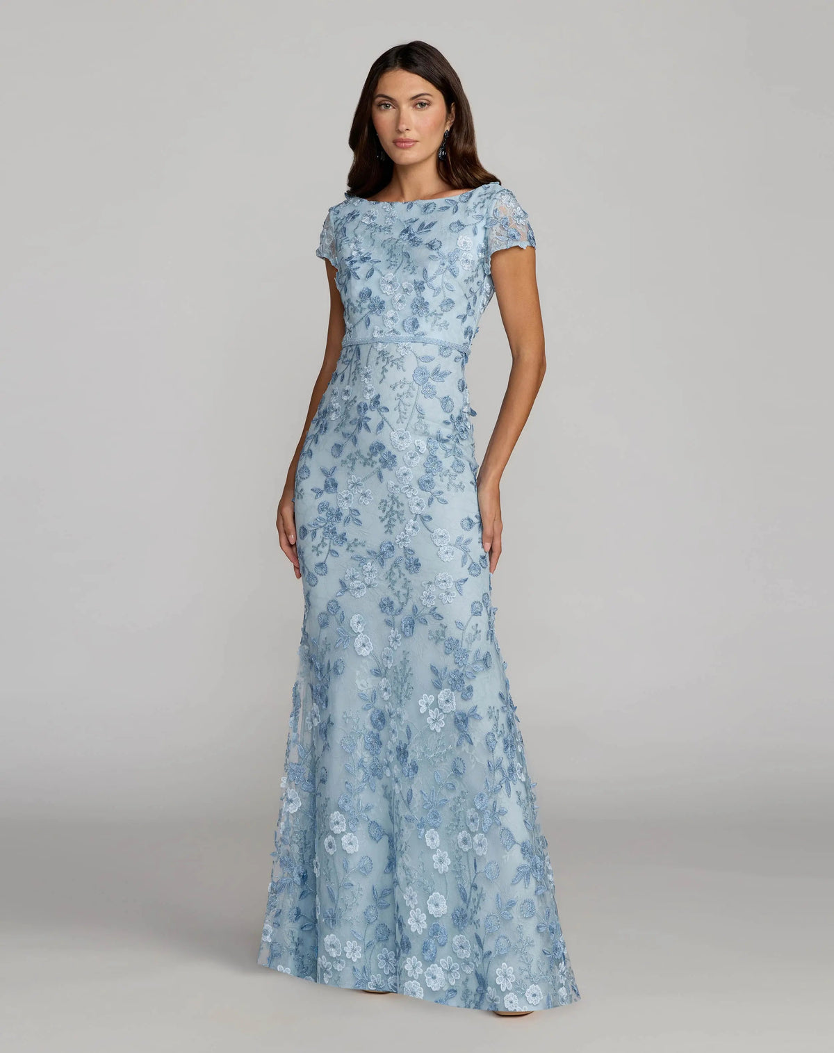 Floral Applique Boat Neck Short Sleeve Gown