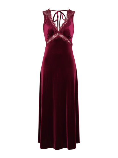 Aurelia Velvet Dress in Deep Wine