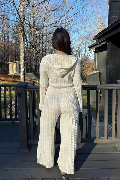 Toasty Nights Cable Knit Zip Up