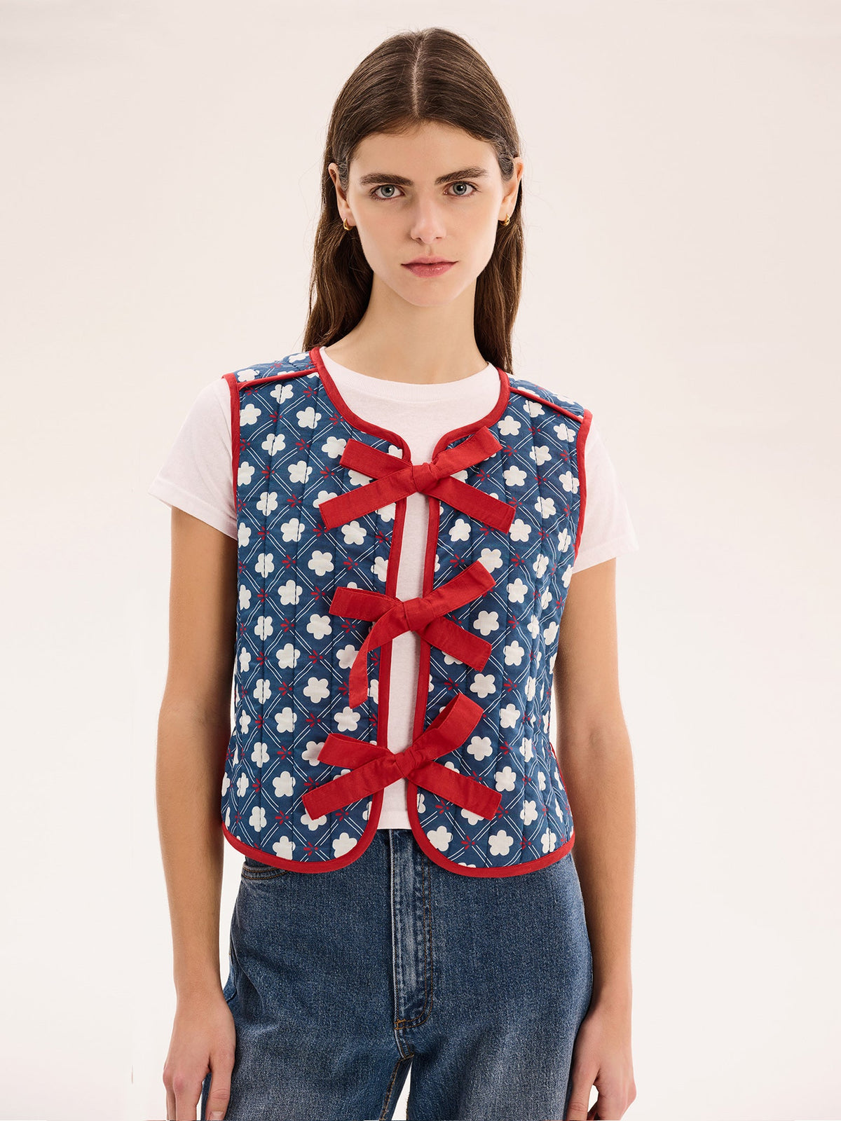 Jojo Quilted Gilet in Floral Check