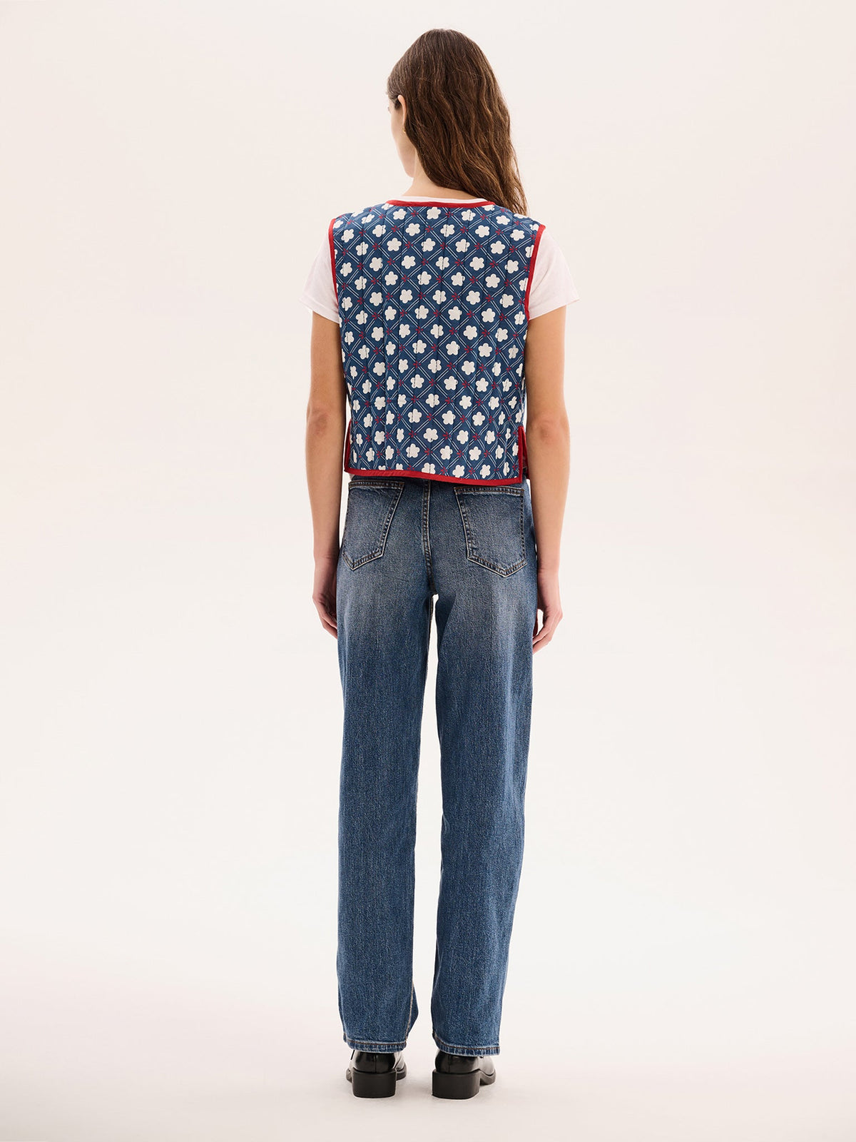 Jojo Quilted Gilet in Floral Check