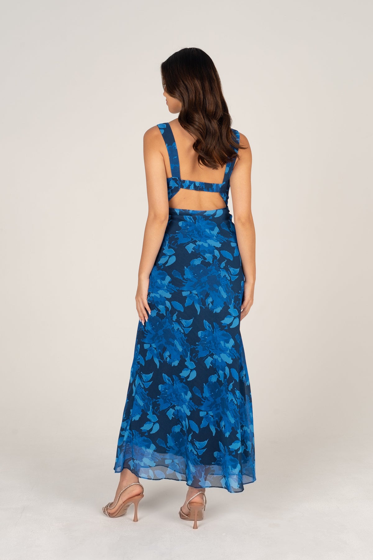 Maddie V-Neck Classic Maxi Dress