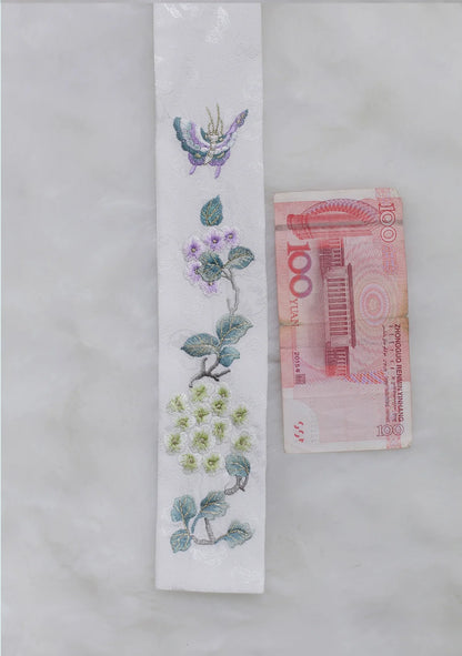 Qiongzhi Yulu 琼枝玉露 Delectable Wine Qing Dynasty Embroidered Hyacinths Manchurian Changpao Robe