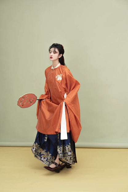 Tuzi 兔子灯笼莓 Bunny & Lantern Berry Mamian Qun