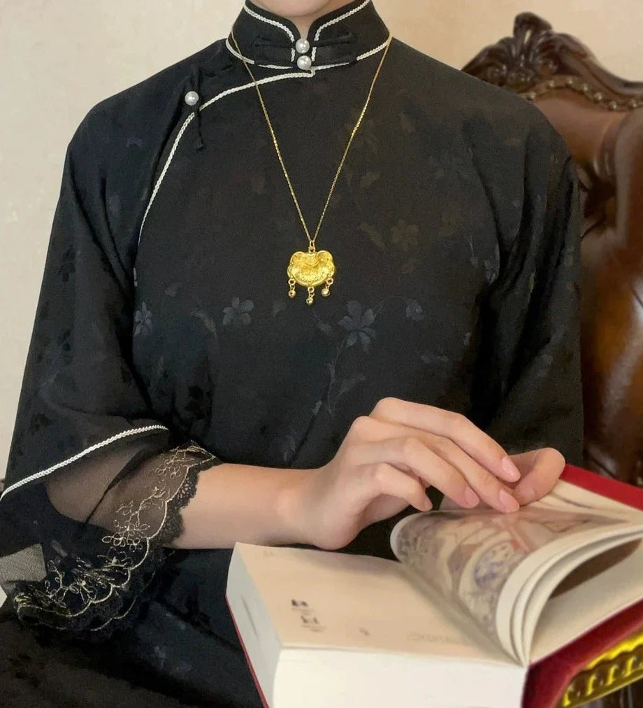 Jie Geng 桔梗 Wildflower 1920s Black Lace Satin Qipao
