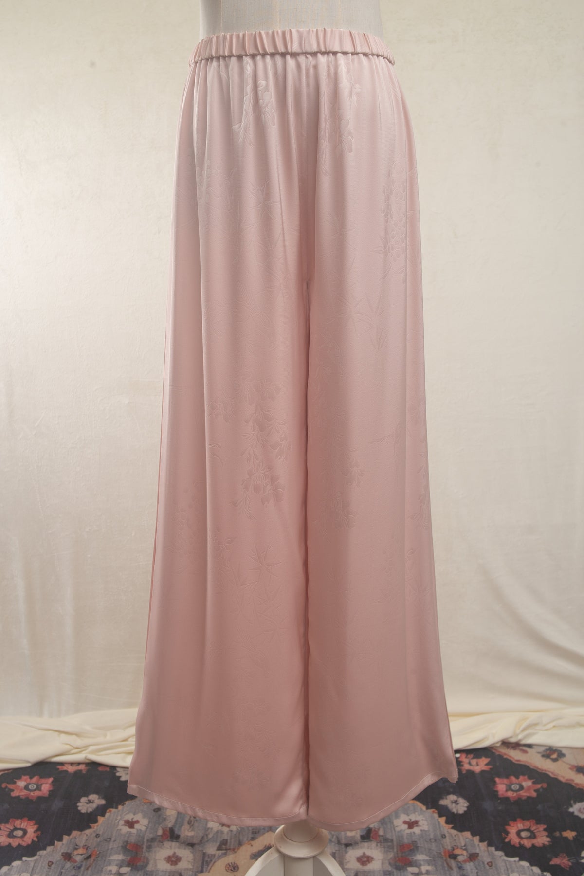 Nanling Tieguai 南陵铁拐 Southern Song Tomb Restoration Hedangku Trousers Set