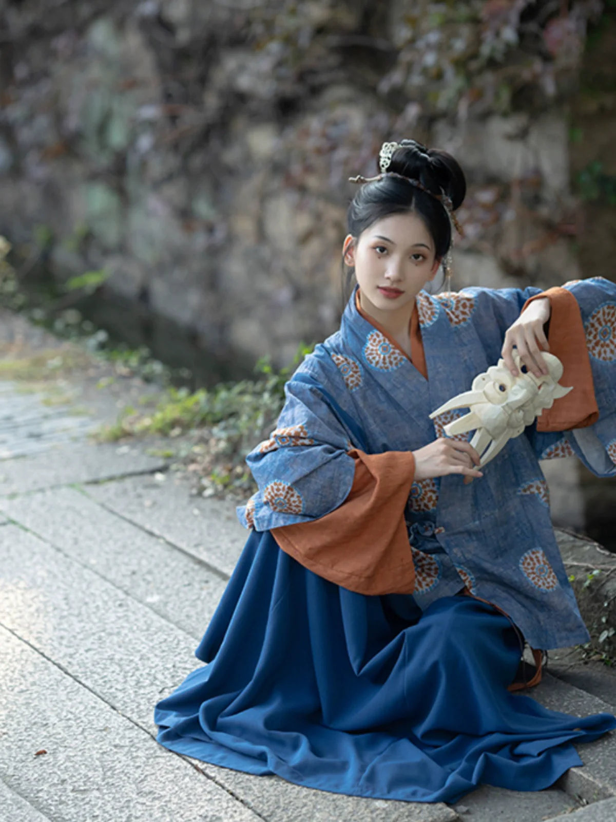 Jiye 霁夜 Clear Night Jin Dynasty Ruqun Set