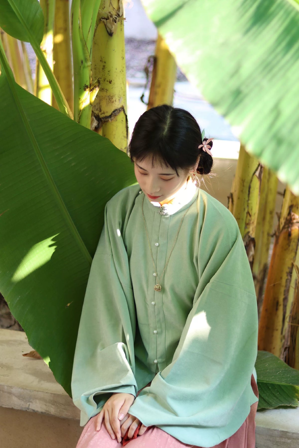 Egg Yolk 熟蛋 Ming Dynasty Contrast Collar Pipa Sleeves Liling Duijin Shirt