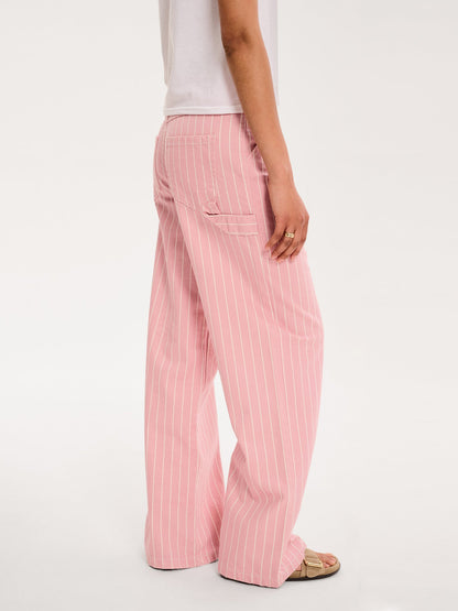 Axelle Jean in Pink