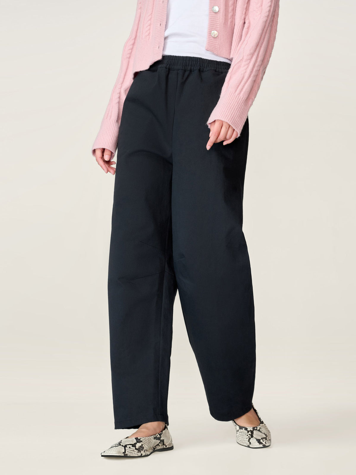 Ezra Trouser in Black