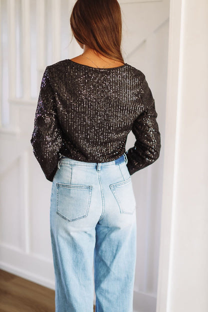 Let's Go To NY Crop Top - Black