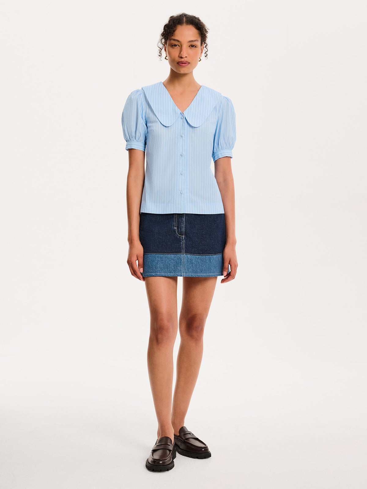 Kyra Shirt in Blue and White Stripe