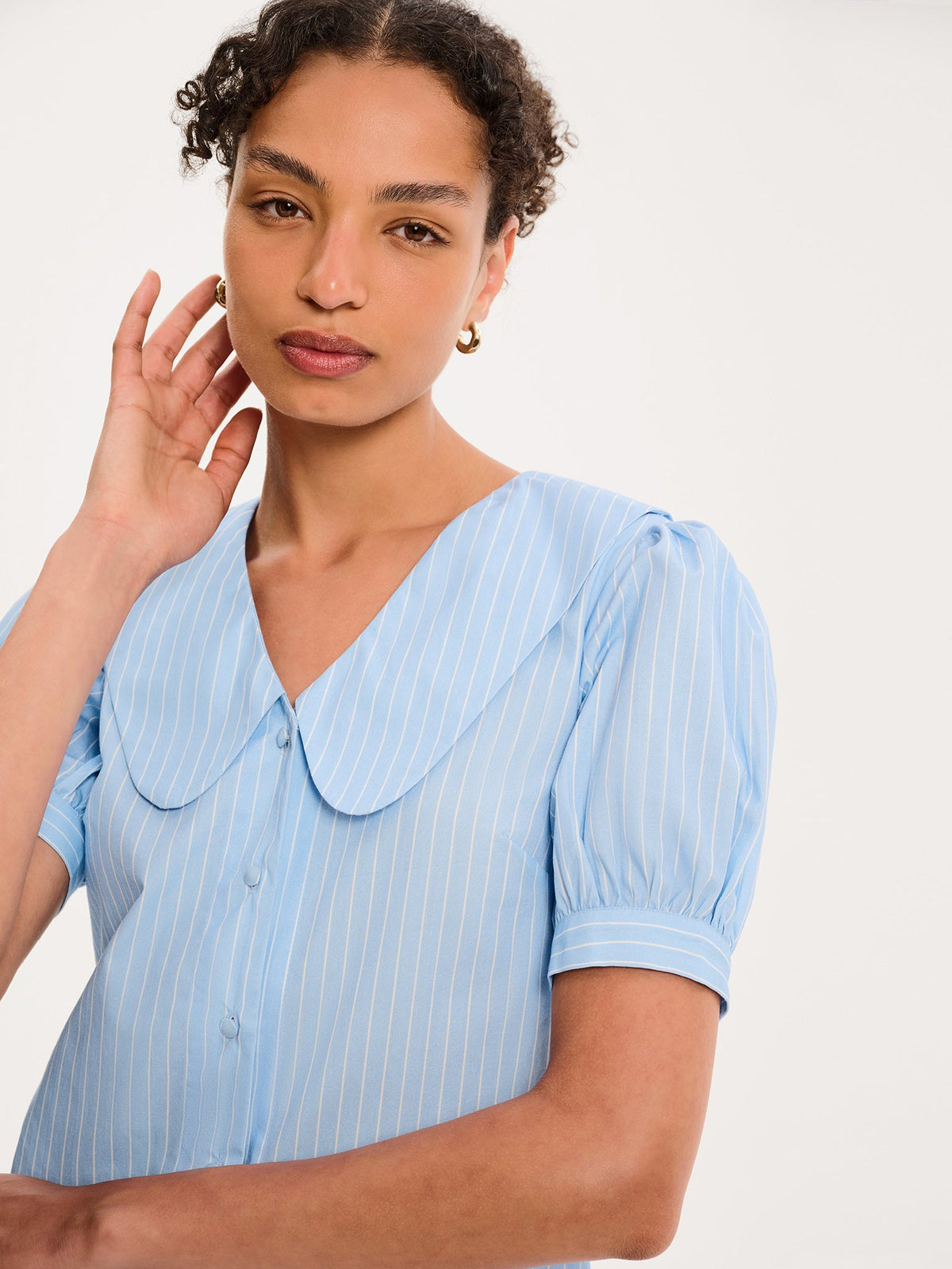 Kyra Shirt in Blue and White Stripe